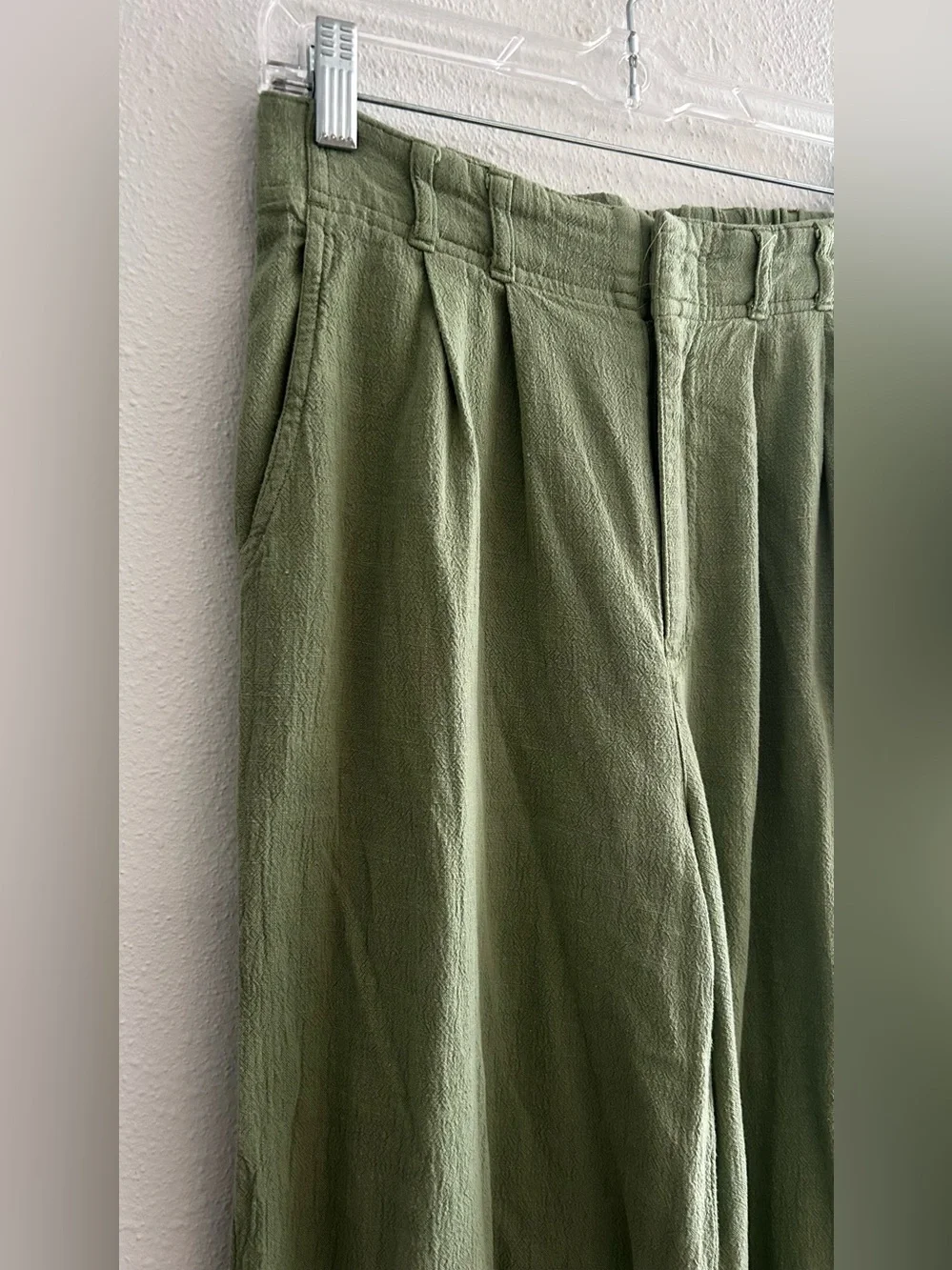 Z Supply Olive Wide-Leg Pleated Pants
